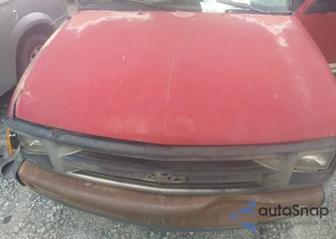 1996 Chevrolet S Truck S10 z USA, uszkodzony, nr VIN 1GCCS14X4T8176012